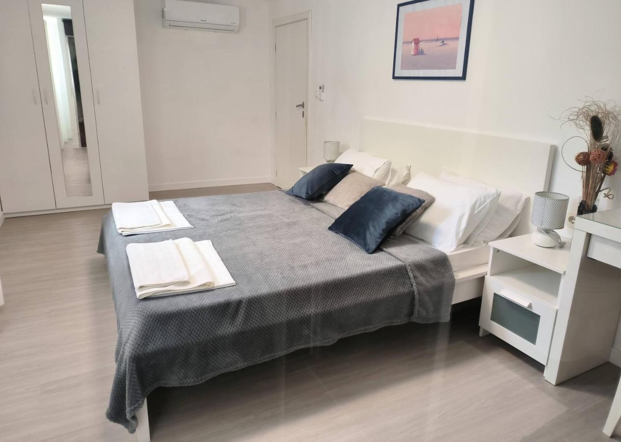 Villa Mihaela - Apartment Ana 세사리카 외부 사진